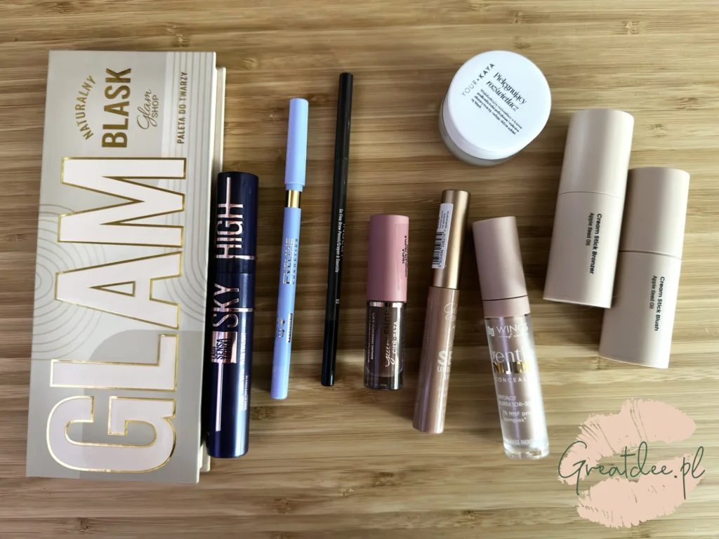 kremowe produkty do makijazu przykladowy makijaz kosmetyki